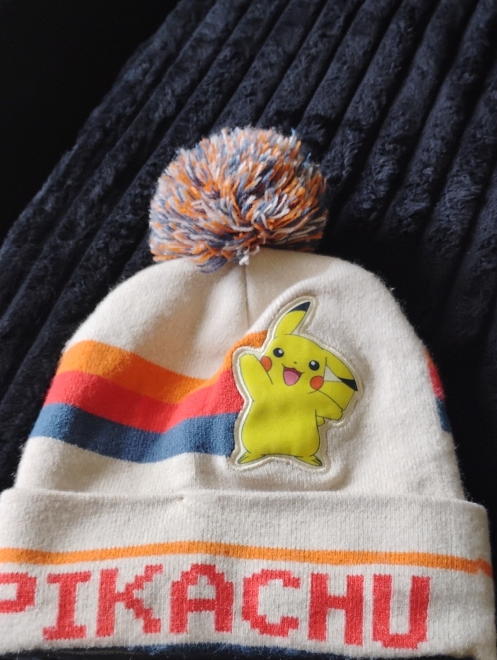 POKEMON PIKACHU KNITTED HAT EXCELLENT CONDITION